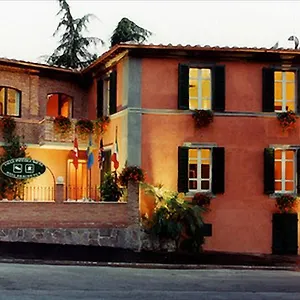 villa-piccola-siena.it-tuscanyhotel.com/
