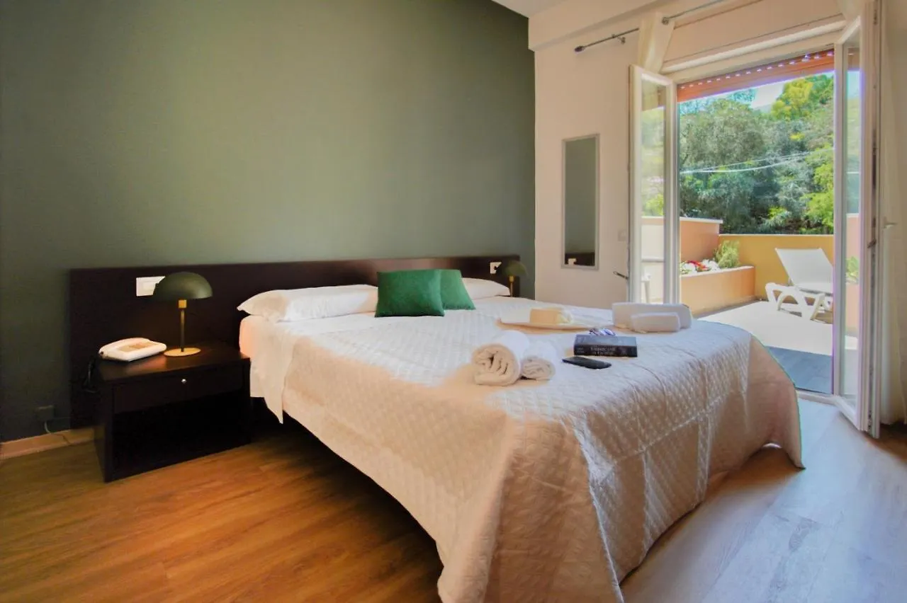 *** Hotel Al Pescatore Cefalu Italy